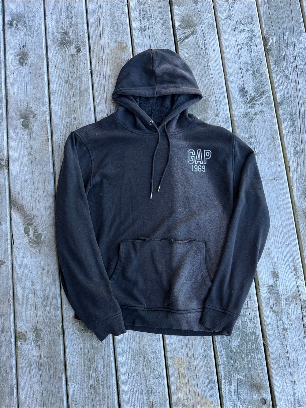 GAP Men's Black Sun faded Pullover Hoodie with GAP 1969 Logo
